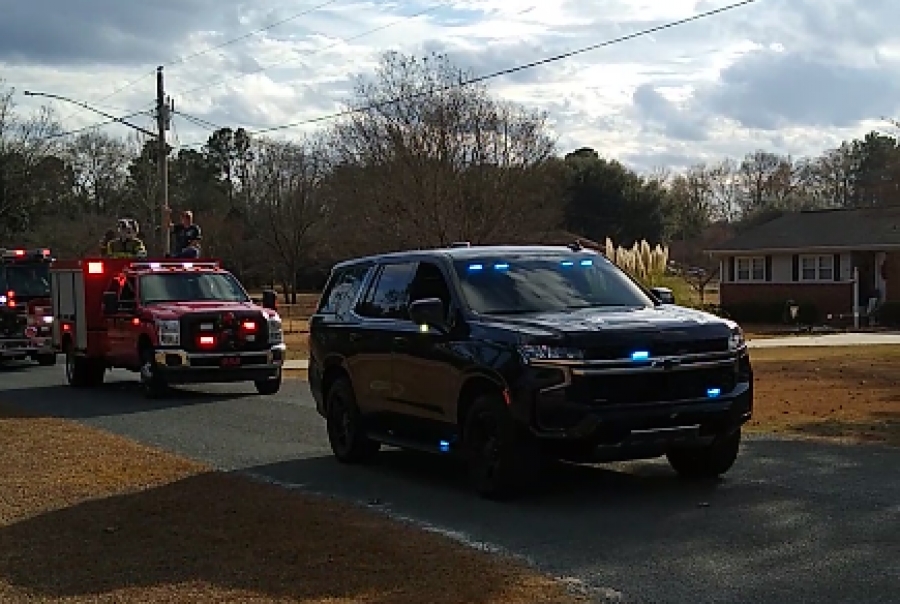 The Richmond County Sheriff&#039;s Office leads a toy giveaway parade in Cordova on Saturday. A similar parade is slated for Wednesday afternoon in Ellerbe.