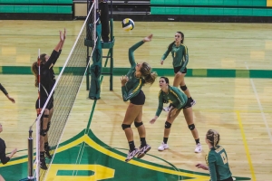 Lady Raiders Volleyball Wins Record 8th Consecutive Match; Down Jack Britt 3-1