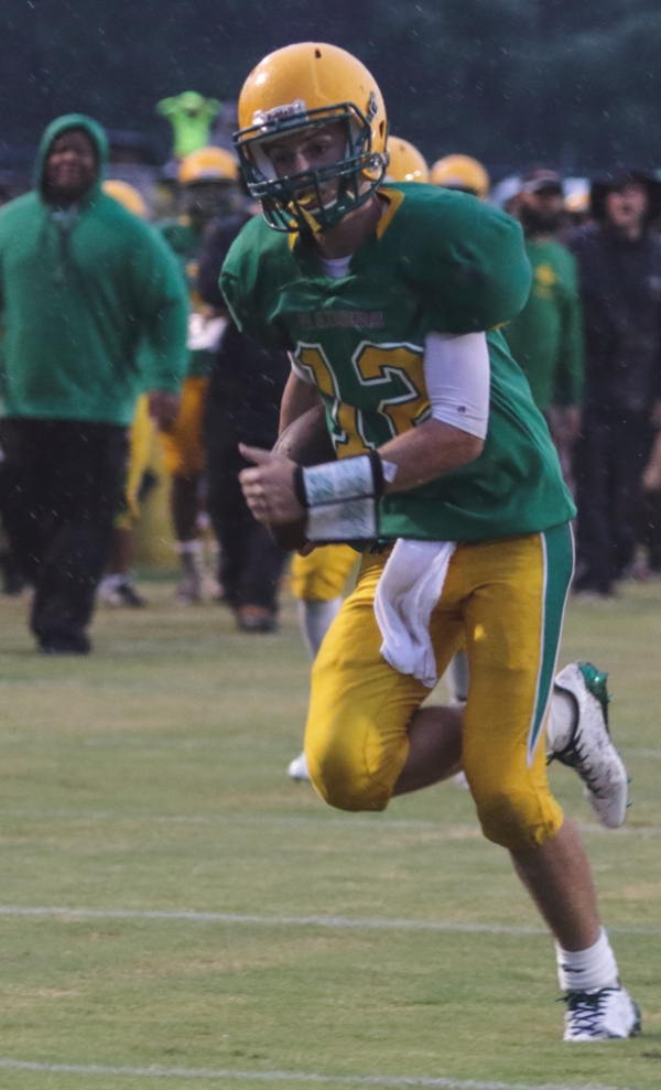 Sophomore junior varsity quarterback Noah Altman.